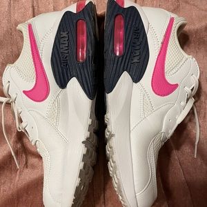 Women’s Nike air max pink and navy blue.